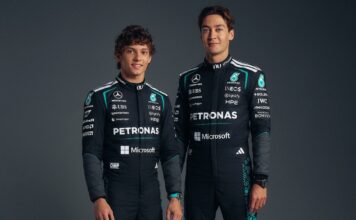 Russell Elogia la "arrancada Perfecta" de Antonelli Mientras Aumenta la Tensión en Mercedes