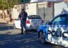 Demoraron a Dos Personas y Secuestraron un Auto en Neuquén Tras Disparos Contra un Obrador
