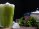 Haz un Jugo Verde con Solo 4 Ingredientes en Menos de 5 Minutos