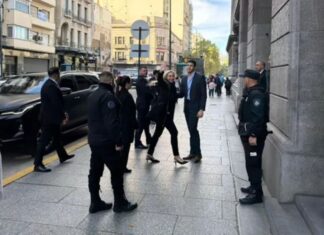Con Manuel Adorni Acorralado y la Agenda Parlamentaria Trabada, Karina Milei Se Reunió con Menem